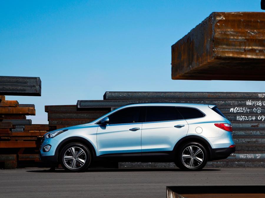 Hyundai Grand Santa Fe 2013 года  (фото 16 из 40)